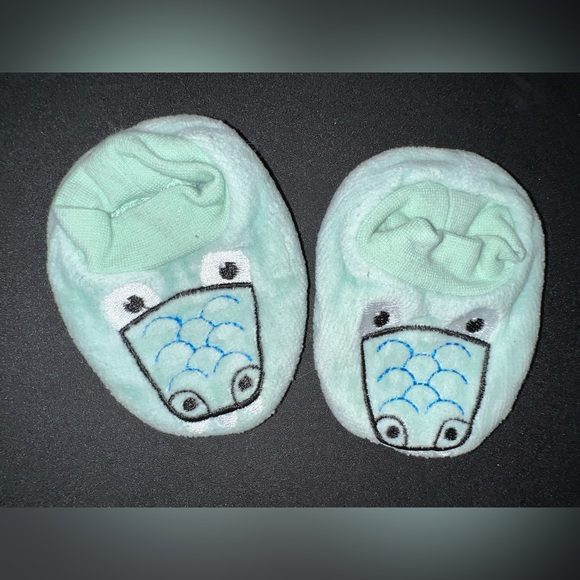 Other - Adorable Baby Booties with Animal Design, newborn slippers